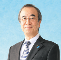 新潟県知事　花角英世