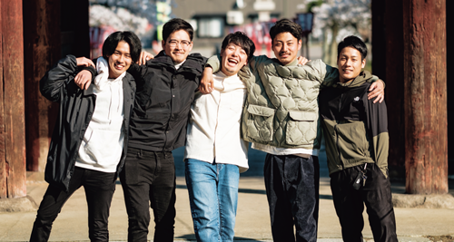 胎内市魅力発信部隊〈BASE CRAFTER〉の皆さん