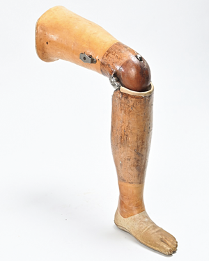 大腿義足（昭和10年頃）